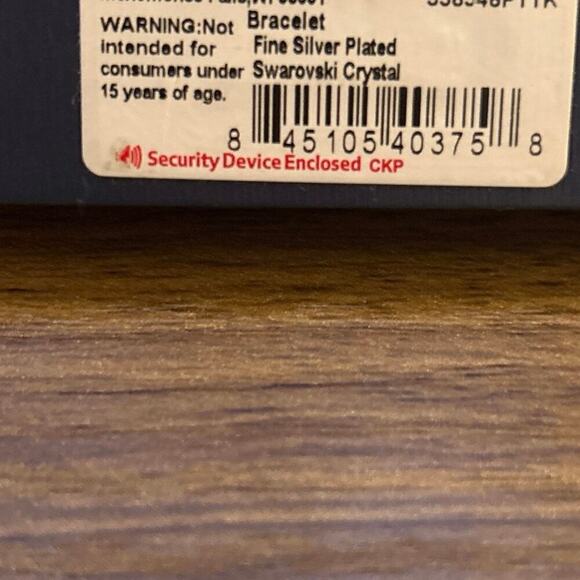 Nib- Brilliance Two-Tone "Love" Crystal Charm Bracelet - Picture 5 of 5